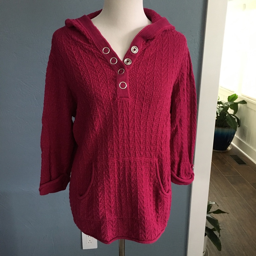 Pullover hooded sweater
